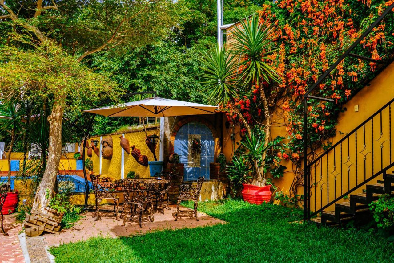 Posada Las Margaritas Tlaquepaque Exterior photo