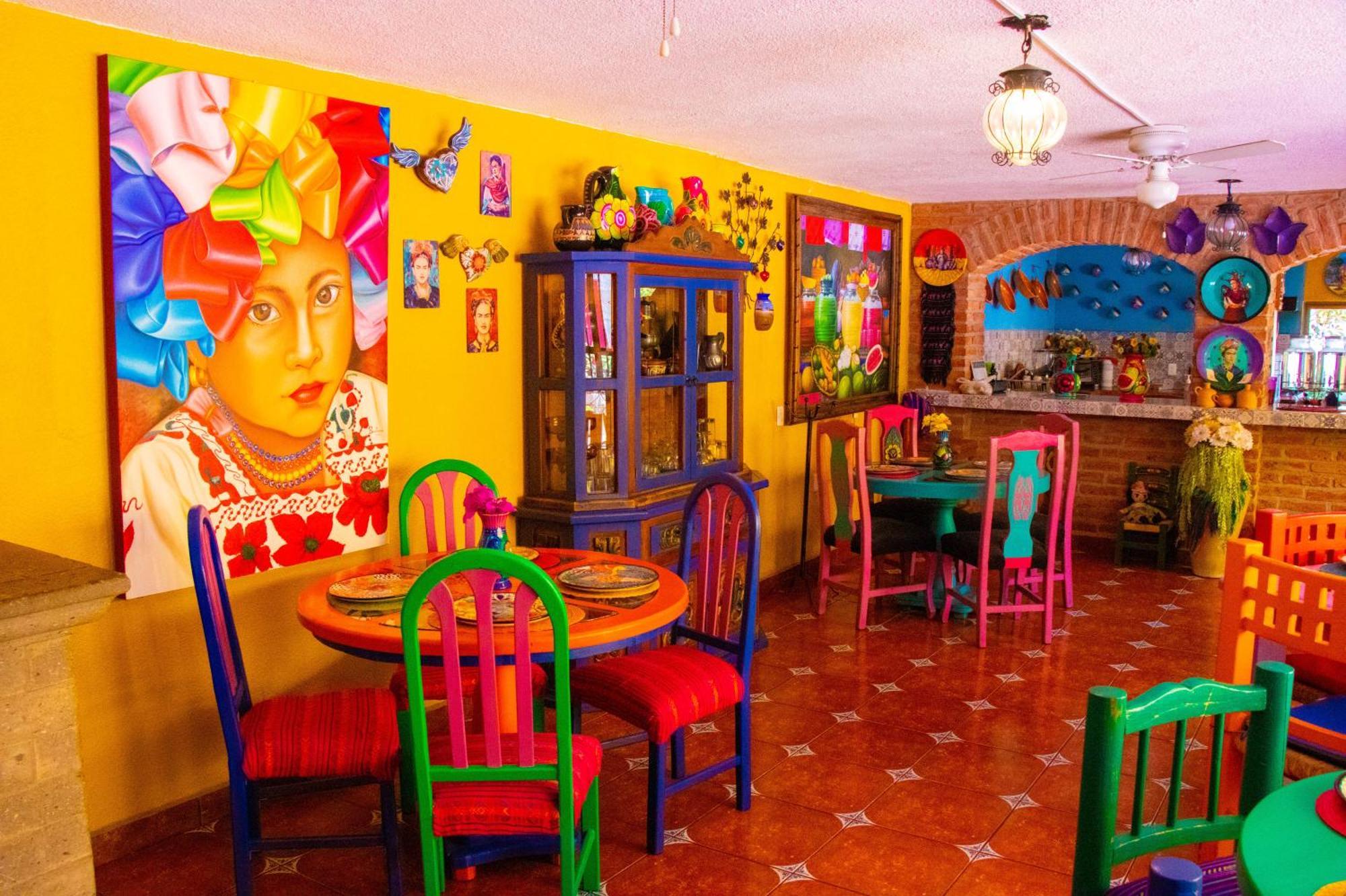 Posada Las Margaritas Tlaquepaque Exterior photo