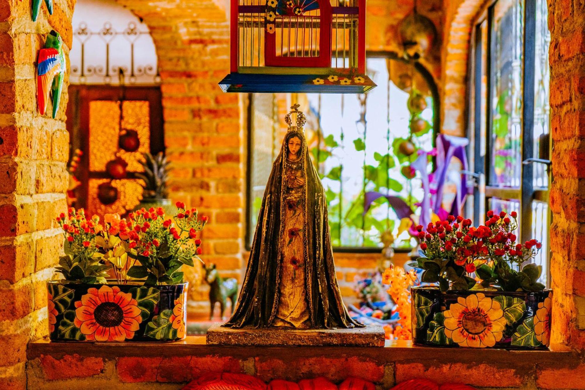 Posada Las Margaritas Tlaquepaque Exterior photo